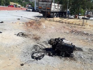 Elazığ'da hakimiyetini kaybedip petrol istasyonuna çarptı