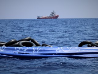 356 sığınmacı taşıyan Ocean Viking 'kalpli' eylem yaptı
