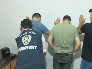Esenyurt'ta yasa dışı bahisçilere baskın: 3 gözaltı