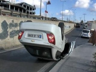 Takla atan araçtan burnu kanamadan çıktı