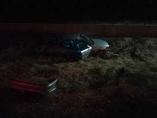 Otomobil şarampole uçtu: 1 ölü, 1 yaralı