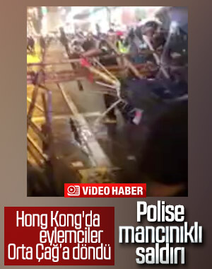 Hong Kong'ta eylemciler mancınık sistemi kurdu