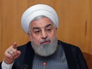 Ruhani: Suriye'ye askeri müdahale doğru değil