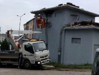 Ordu'da trafo boyayan işçi elektrik akımına kapıldı