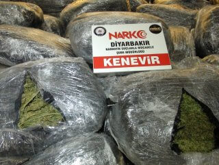 Diyarbakır'da 489 kilogram esrar ele geçirildi