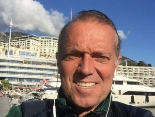 Cem Uzan: İki ay içinde ülkeme döneceğim