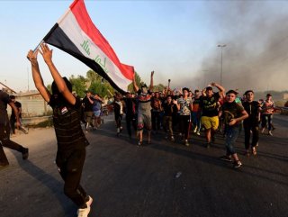Irak'ta yerel seçimler ertelendi