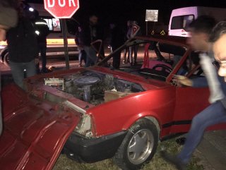 Trafik kazasında 7 ve 11 yaşındaki kız kardeşler öldü