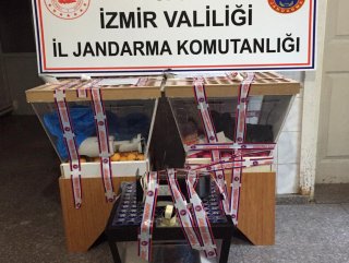 İzmir'de kumar oynatan çay ocakları denetlendi