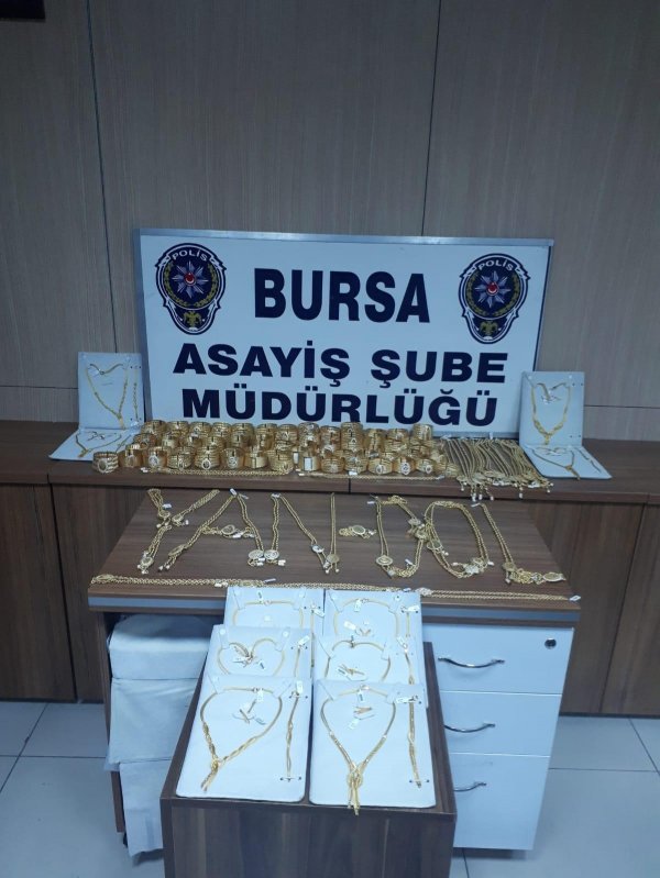 Bursa'da kuyumcuları dolandıran 2 kişi gözaltına alındı