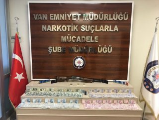 Van merkezli uyuşturucu operasyonunda 17 tutuklama