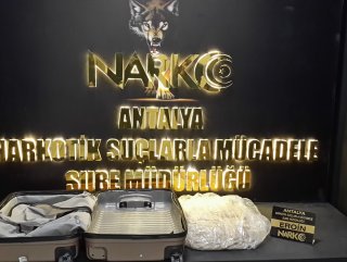 Antalya Havalimanı'nda 3 kilo eroin ele geçirildi