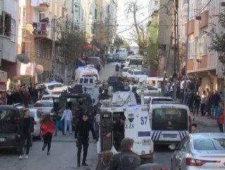 Gaziosmanpaşa’da cezaevi firarisi annesini yaraladı