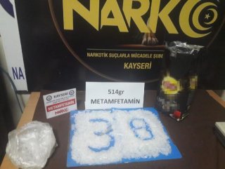 Çay paketinden uyuşturucu madde çıktı