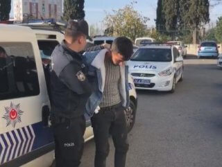 Eşi tarafından 20 kez bıçaklanan kadın ağır yaralandı