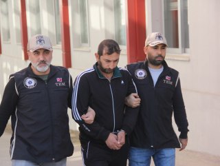 Adana'da DEAŞ operasyonu: 2 tutuklama