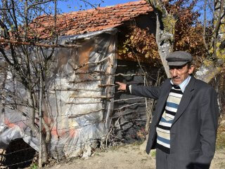 Sinop'ta naylon barakada yaşam mücadelesi