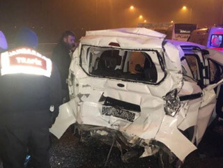 Ankara'da otobüs kazaları: 11 yaralı