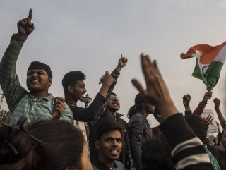 Hindistan'da vatandaşlık gösterilerinde 23 kişi öldü