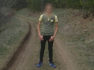 Annesine şiddet uygulayan babasını bıçakladı