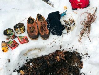 Bitlis’te PKK'nın toprağa gömülü malzemeleri bulundu