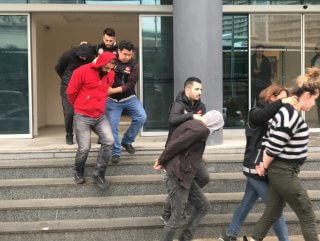 Bursa'da torbacı ve içicilere operasyon: 17 gözaltı