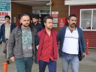 Katil zanlısının yakınları duruşma çıkışı saldırdı