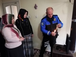 Kahramanmaraş'ta uygulamalı soba yakma eğitimi