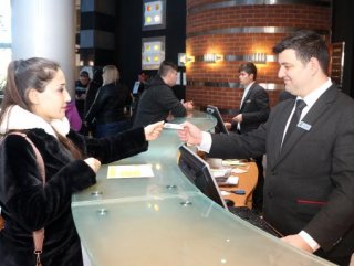 Oteller artık kimlik fotokopisi almayacak