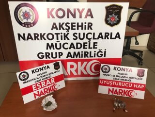 Konya'da uyuşturucu satan kahvehaneye baskın