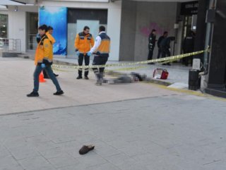 10'uncu kattan düşen kadın hayatını kaybetti