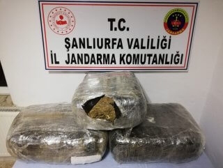 Şanlıurfa'da PKK'ya ait uyuşturucu ele geçirildi