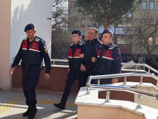 Tapu memurlarına rüşvet operasyonu: 2 tutuklama