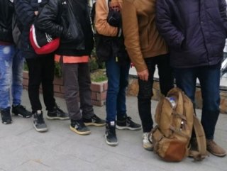 Sınırı geçmek isteyen 401 kaçak göçmen yakalandı
