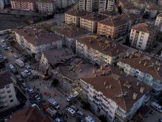 Depremde yıkılan binalar hakkında soruşturma açıldı