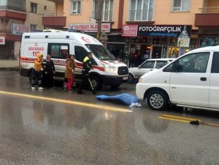 Vicdansız sürücü çarpıp kaçtı: 1 ölü