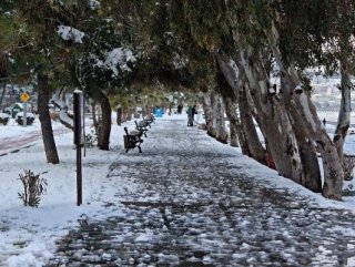 Kar Karadeniz'i etkisi altına aldı