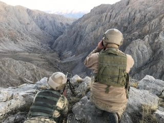 2 terörist daha ikna çalışmaları sonucu teslim oldu