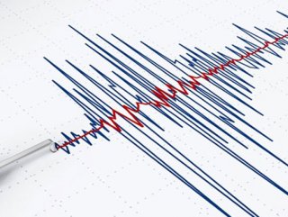 Van'da art arda iki deprem