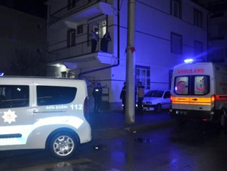 Tüfeğini temizlerken kendini vurdu