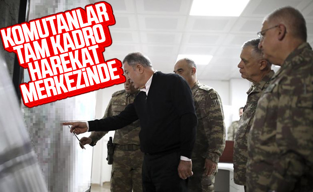 Hulusi Akar Suriye sınırında incelemelerde