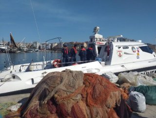 Silivri'de yanan yat battı: 2 ölü