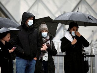 Fransa'da maske stoklarına el koyma kararı