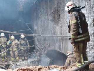 Fatih'te Tarihi Nişanca Hamamı'nda yangın çıktı