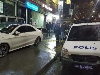 Sultangazi'de türkü evinde silahlı saldırı: 6 yaralı
