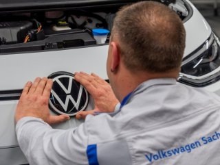 Volkswagen, koronavirüs nedeniyle üretimi durduruyor