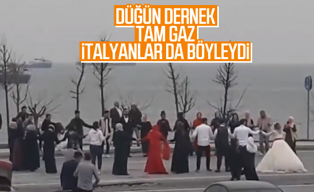 Zeytinburnu'nda bir grup vatandaş halay çekti