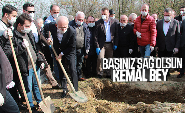 Kemal Kılıçdaroğlu kız kardeşini toprağa verdi