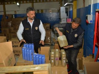 Adana'da 650 bin TL'lik sahte temizlik ürününe el konuldu