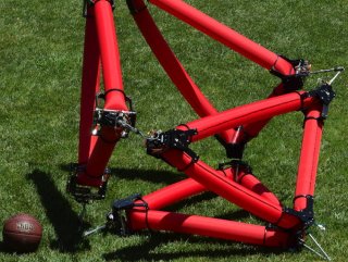 Şekil değiştirebilen ve balon gibi şişirilebilen robot